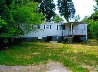 1816 Emerson St, Morristown, TN 37814