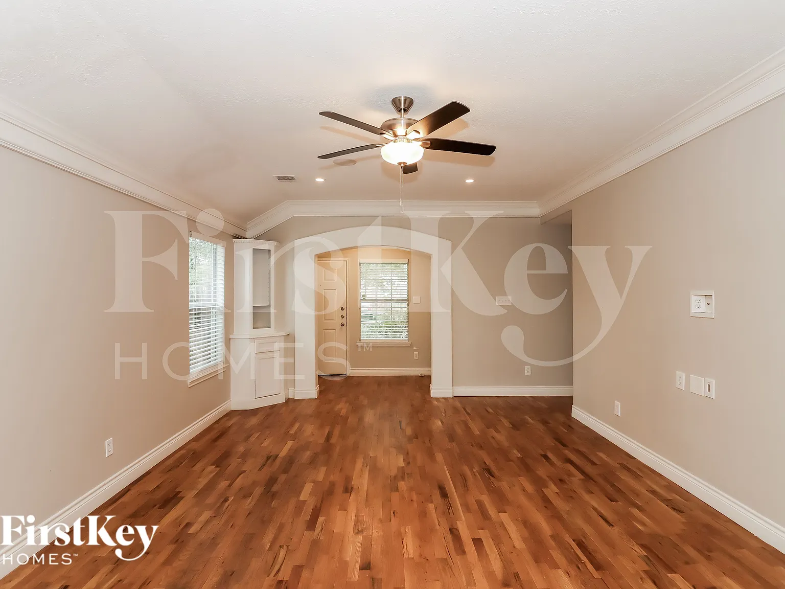 3 bed, 2.0 bath, 1250 sqft, $1,890 — Photo 3
