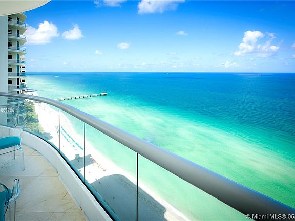 5th image of 16047 Collins Ave APT 2701