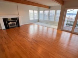 1302 Nisqually St, Steilacoom, WA 98388
