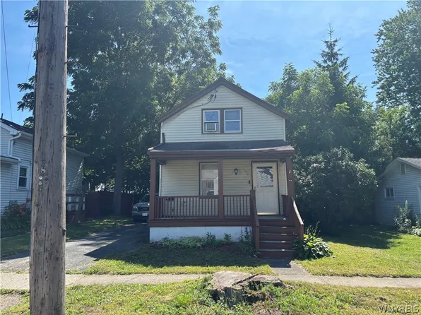 199 Cottage St, Lockport, NY 14094