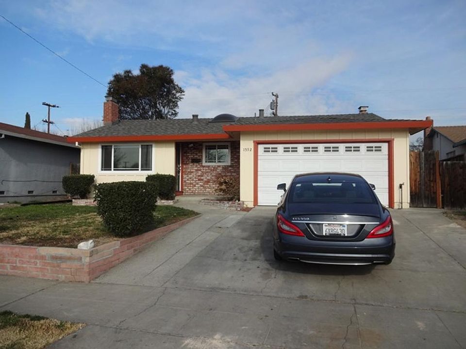 1st image of 1592 McGinness Ave