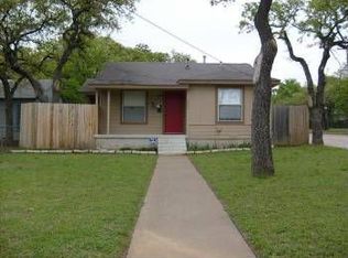 5825 S Hampshire Blvd, Fort Worth, TX 76112