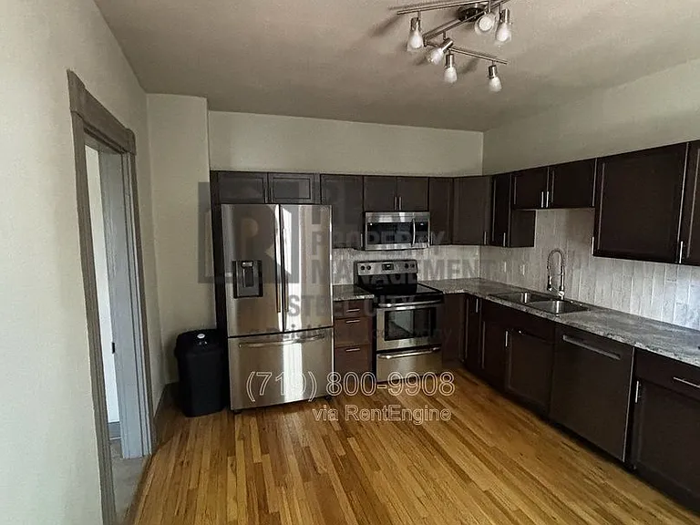 410 W 13th St — Photo 13