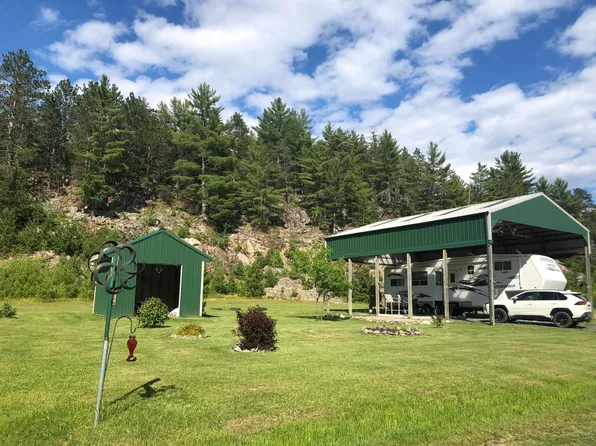 9424 River Park Dr, Orr, MN 55771