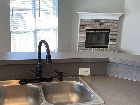 5th image of 7208 Fossil Lake Dr