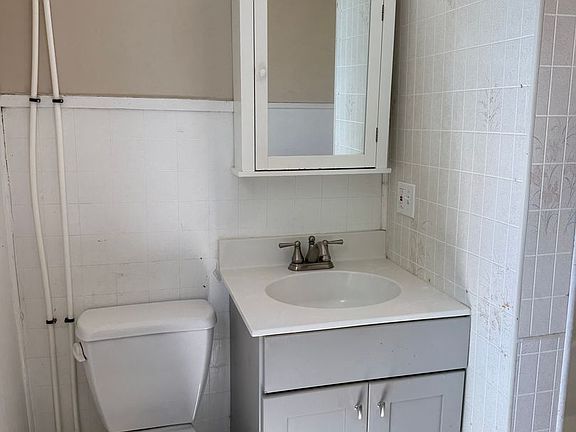 5th image of 216 Lehman St #1