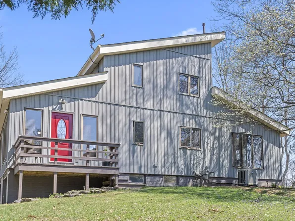 3930 Marion Johnson Rd, Albany, OH 45710