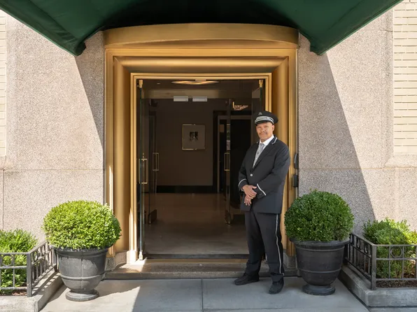 295 Central Park West image 6 of 8