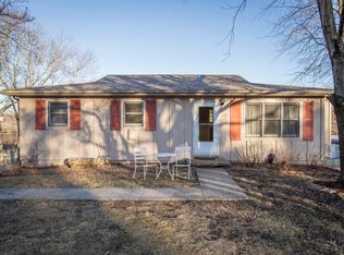 1204 S 11th St, Ozark, MO 65721