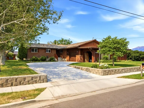 2252 W 800 N, Clinton, UT 84015