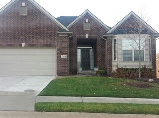 7164 Augusta Dr, Washington, MI 48094