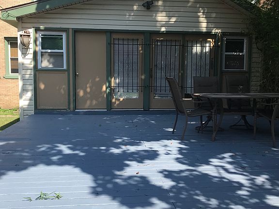 2nd image of 310 Roup Ave #1C