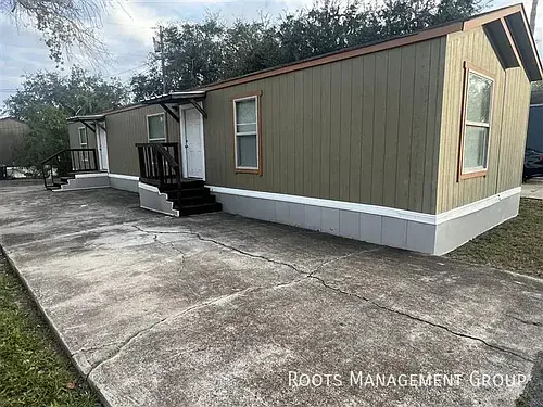 310 Hester Ave Photo 1