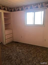 5th image of 111 N Country Ln