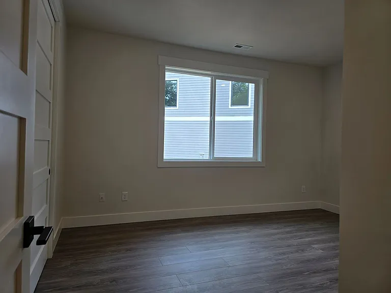 8717 33rd St E — Photo 25