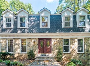 11208 Cranbrook Ln, Oakton, VA 22124