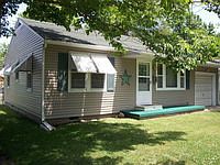 1st image of 1405 E Pierce St