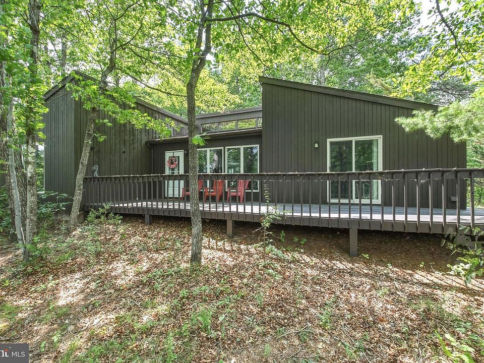 1st image of 203 Brenda Ln