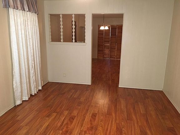 5th image of 410 W McKinley Ave