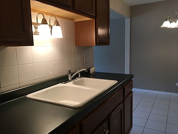 5th image of 6101 W 94th St APT B1