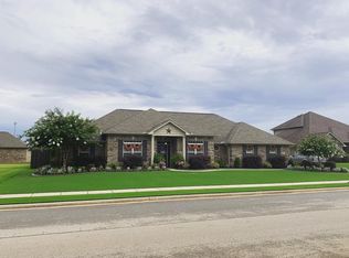 25312 Whispering Ln, Athens, AL 35613