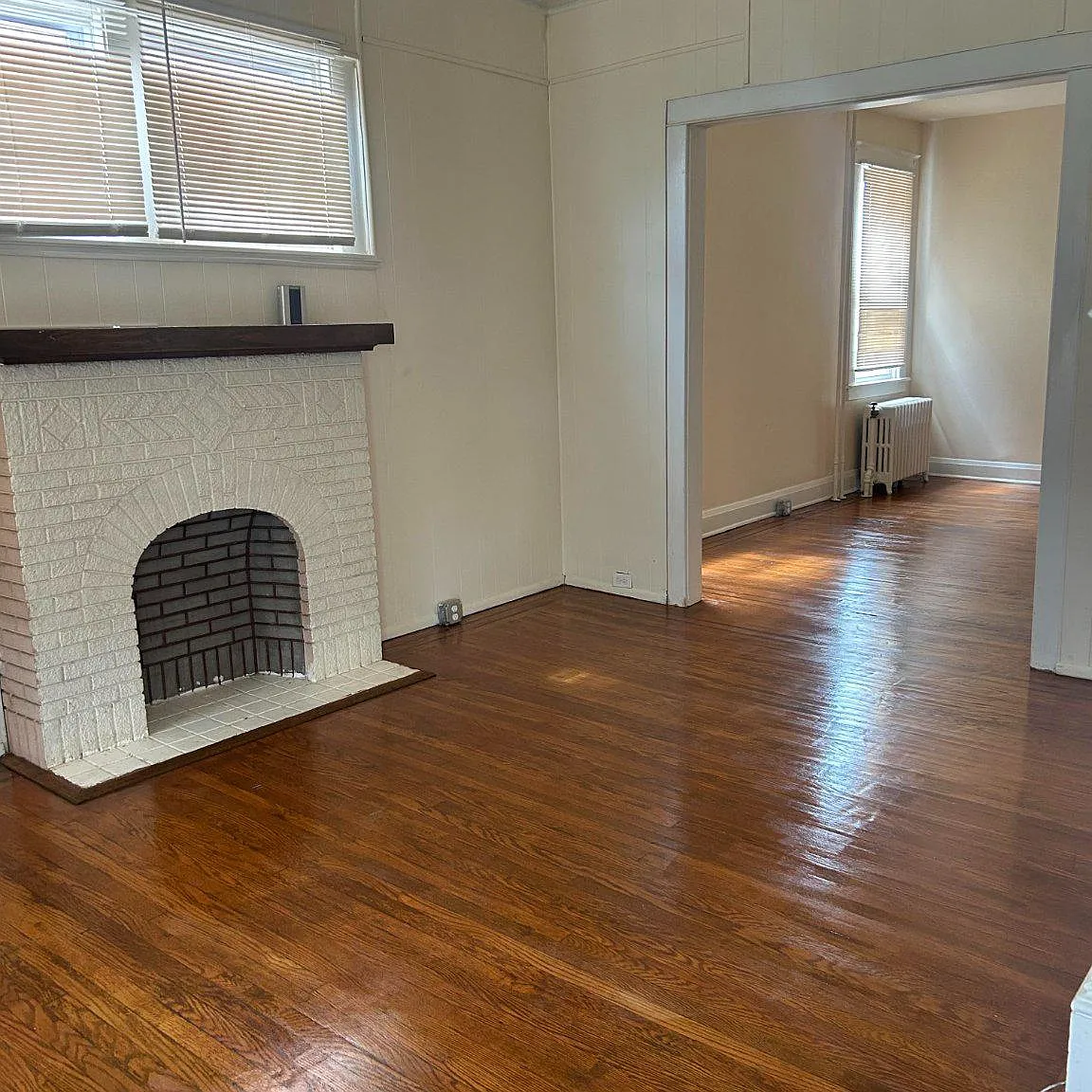 3 bed, 1.0 bath, 1288 sqft, $1,430 — Photo 3