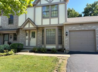 4515 Opal Dr, Hoffman Estates, IL 60192