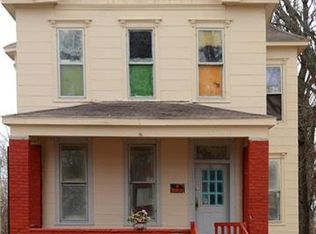 3321 E 9th St, Kansas City, MO 64124