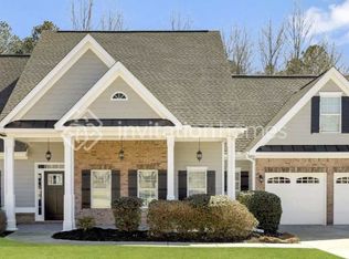 495 Langley Creek Dr, Loganville, GA 30052