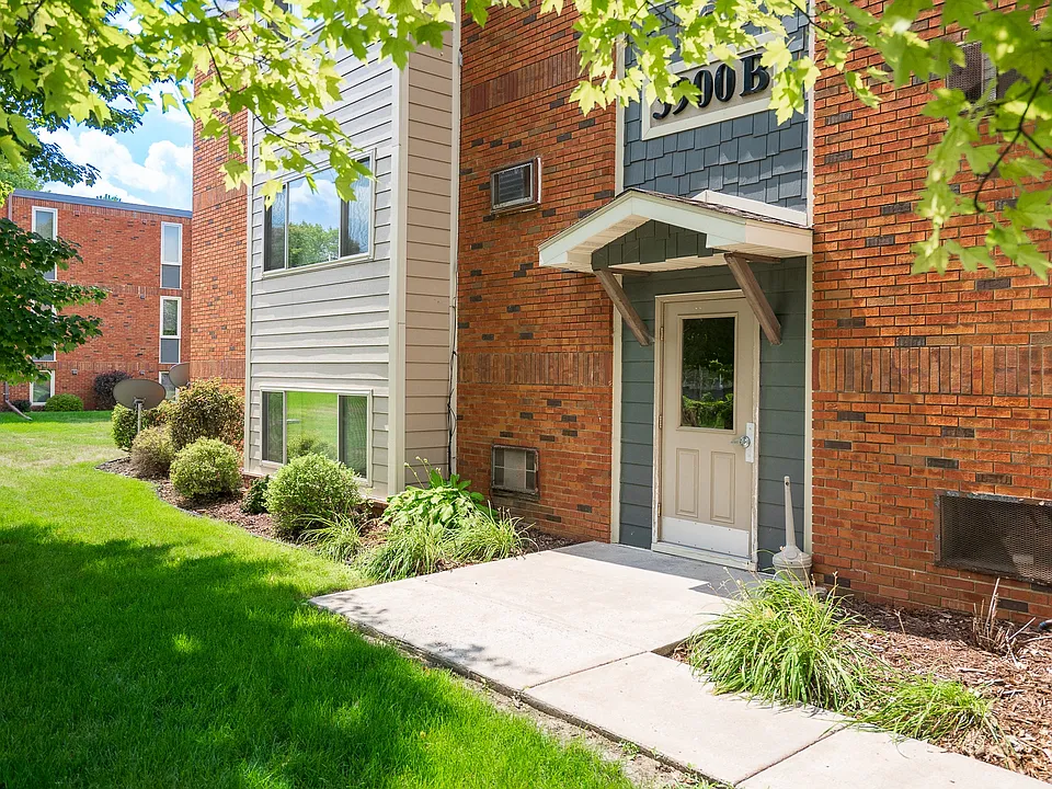 Linden Street Apartments