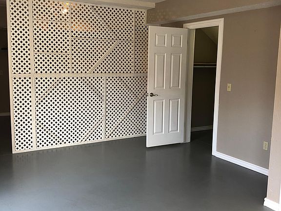 3rd image of 213 N Central Ave #103