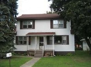 202 Carolina St, Walkerton, IN 46574