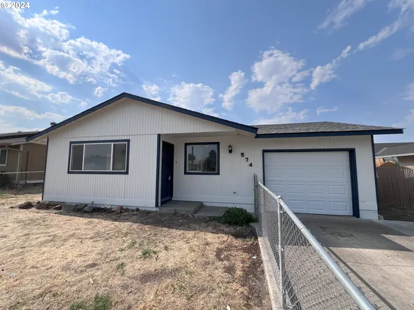 574 E Reeder Dr, Hermiston, OR 97838