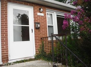 1017 Montgomery St APT B, Blacksburg, VA 24060