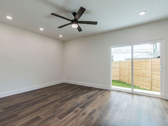 3rd image of 3702 Tower View Ct