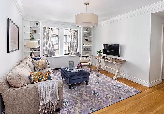 2nd image of 119 W 71st St APT 7D