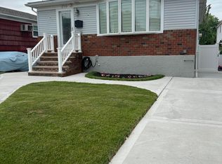 210 Rensselaer Ave, Staten Island, NY 10312