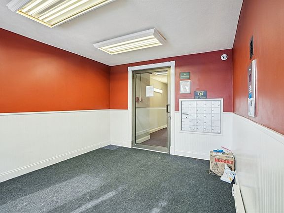 2nd image of 300 Governors Dr APT 5