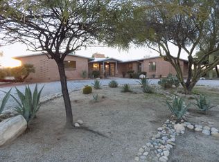 1525 W San Annetta Dr, Tucson, AZ 85704