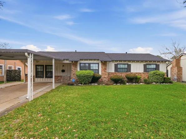 4406 Marlborough Dr, Houston, TX 77092