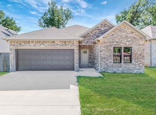 1021 N Jeff Davis Ave, Jacksonville, AR 72076