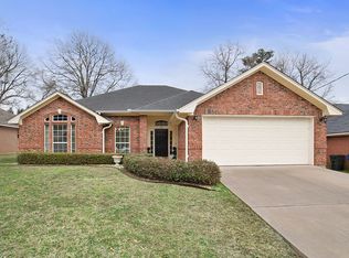 406 Park Pl, Marshall, TX 75672