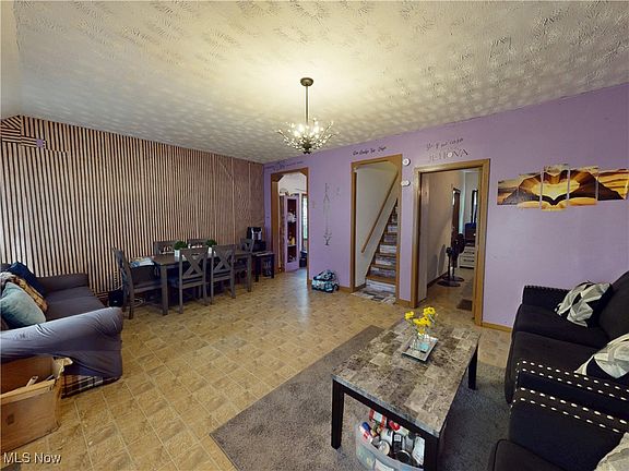 4th image of 2027 Lexington Ave