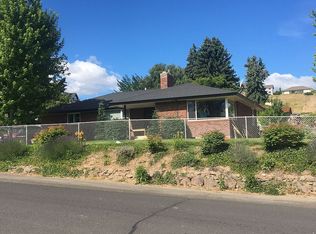2 S 10th St, Selah, WA