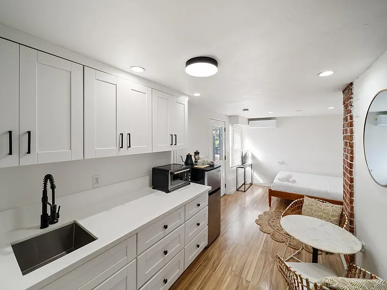 2154 Union St #2154 — Photo 6