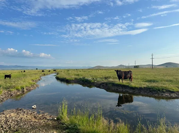 44185 Highway 30, Baker City, OR 97814