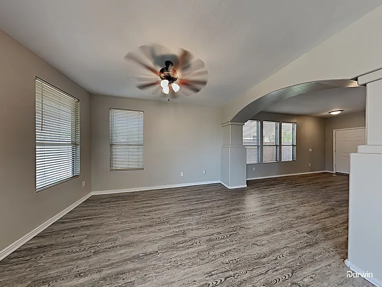 6070 N Florence Ave — Photo 4