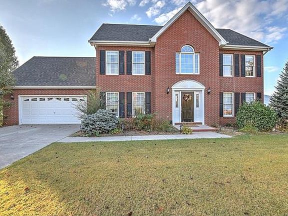 2nd image of 2509 Rivermont Cir