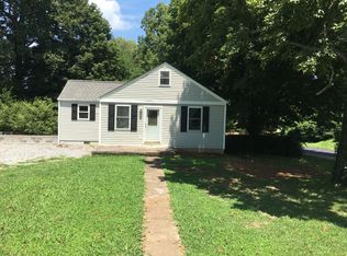 610 Woodward Ave, Athens, TN 37303